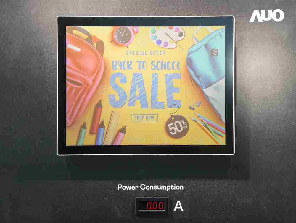 菠菜论坛展示胆固醇液晶超低耗能户外全彩显示器，，ChLC（胆固醇液晶）以双稳态技术使静态显示零功耗，，具省电、、、、高彩度、、环保的特性，，，还整合软硬件系统解决方案，，，可透过单一云端平台管理